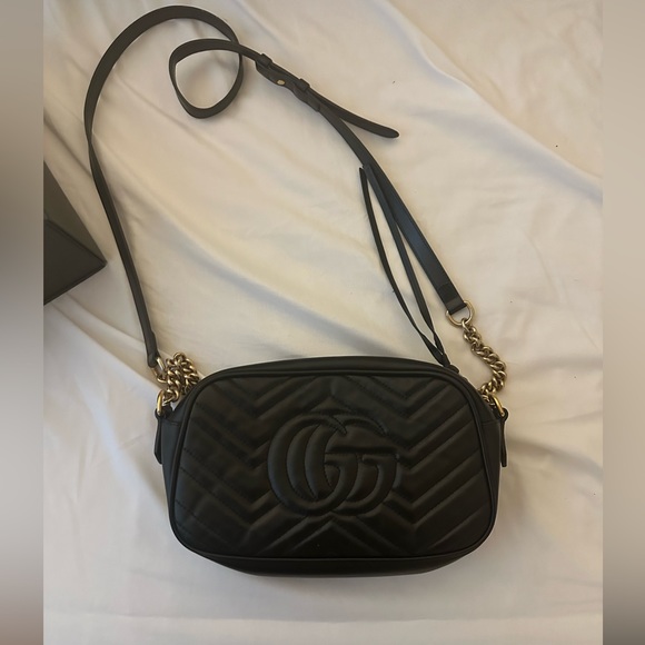 Gucci Marmont GG Mini Crossbody with Box - Picture 8 of 11